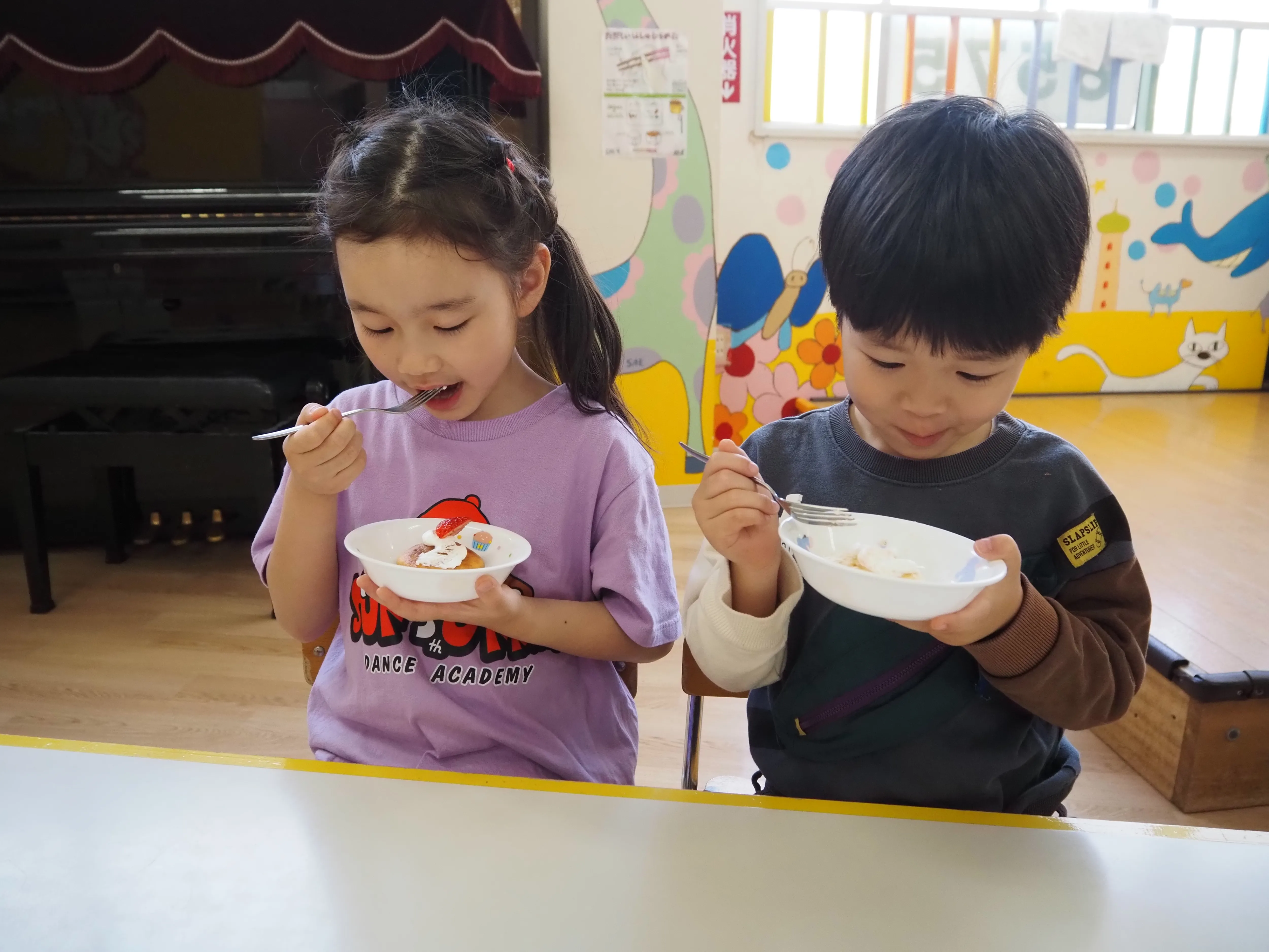 おやつの様子（幼児）